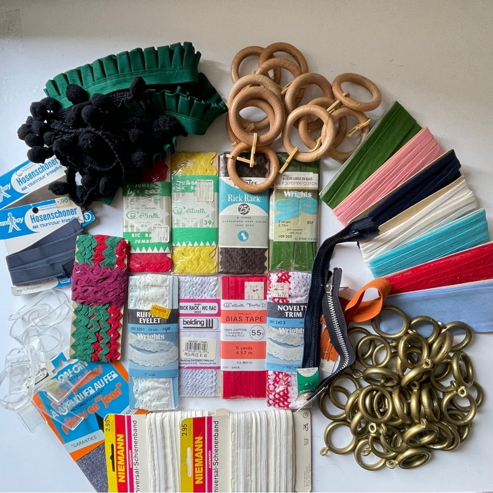 Mixed Vintage Sewing Notions Trim Lot Bias Tape Rickrack Zipper Wood Ring Crafts